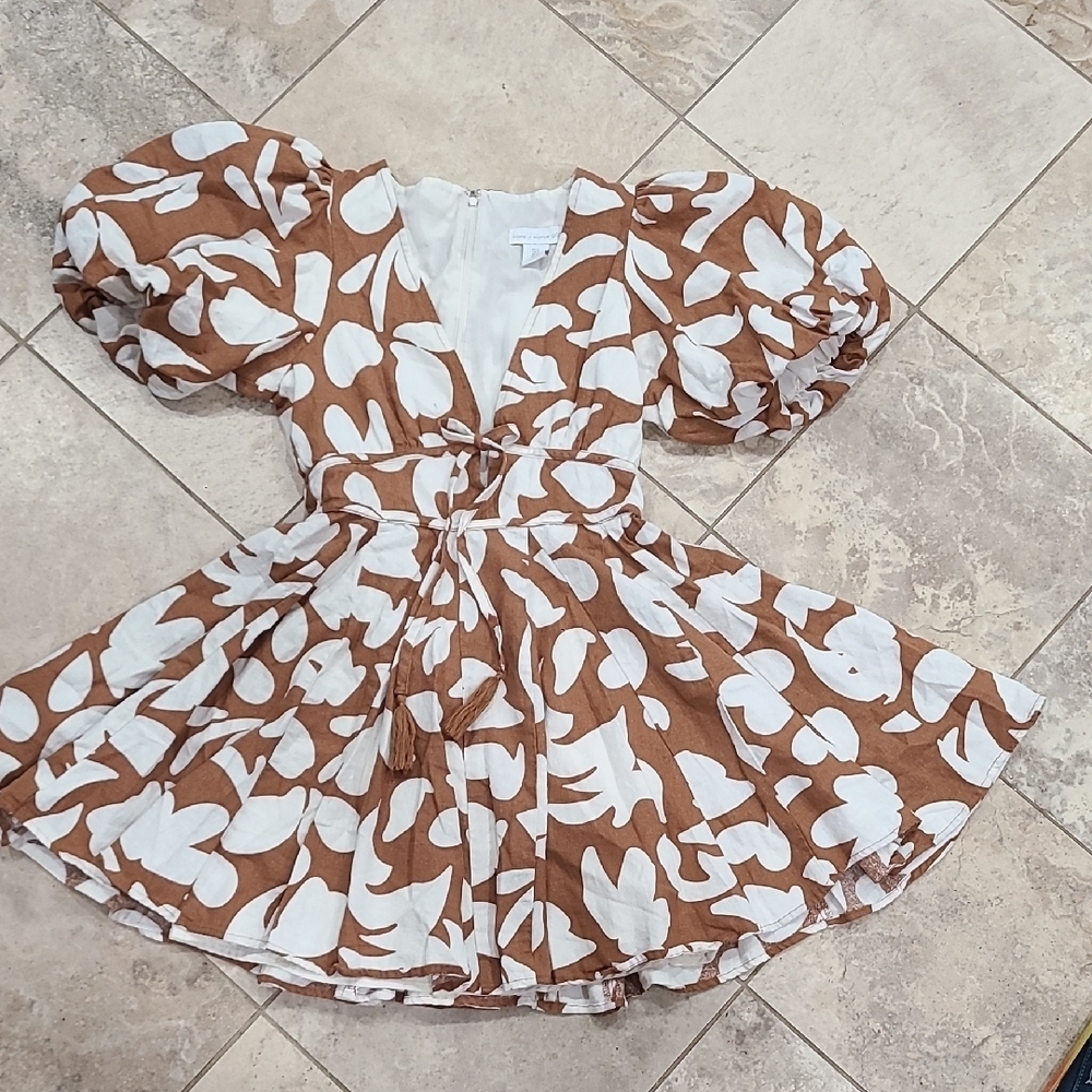 House of Harlow 1960 Brown & White Floral Puff-Sleeve Dress for Women - Picture 4 of 16